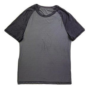 Lululemon Men's M 2-Tone Gray Athletic T Shirt Tee Stretch Vented Performance SS